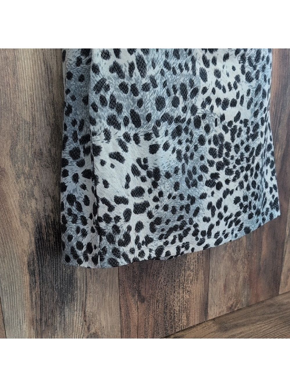 Zenana Outfitters Leopard Print Mini Skirt L             728E - Picture 3 of 6